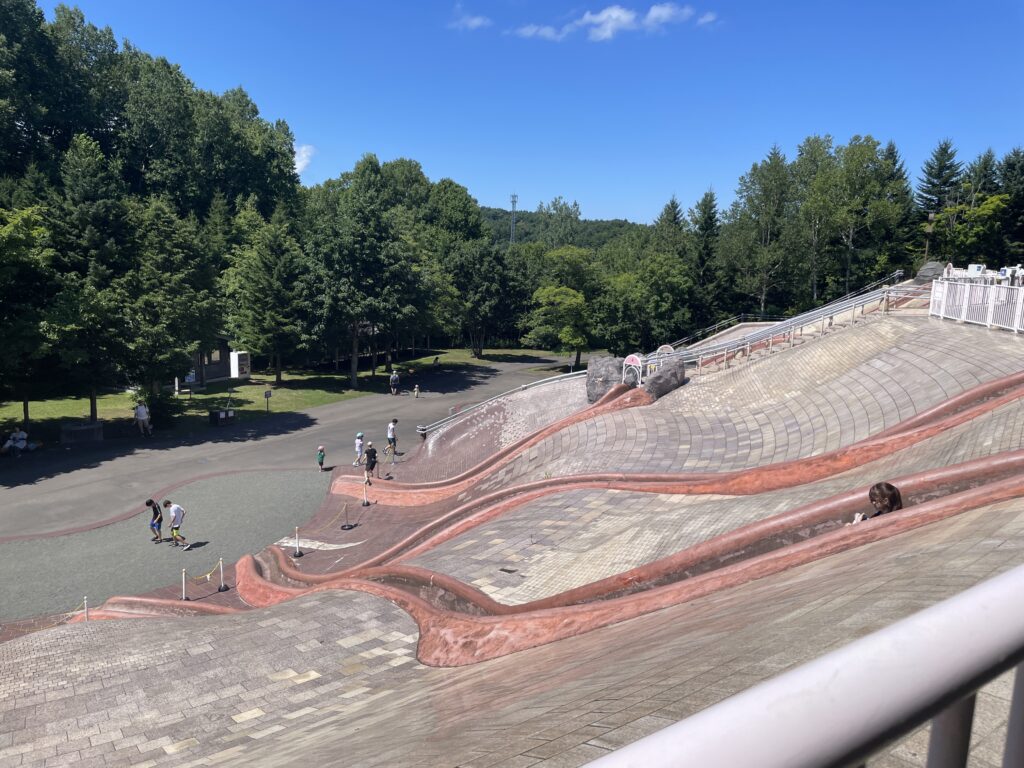 滝野すずらん丘陵公園　遊具