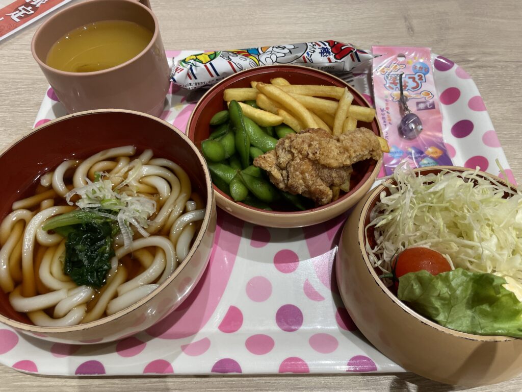 グリーンピア大沼レストランまりもお子様メニューの写真