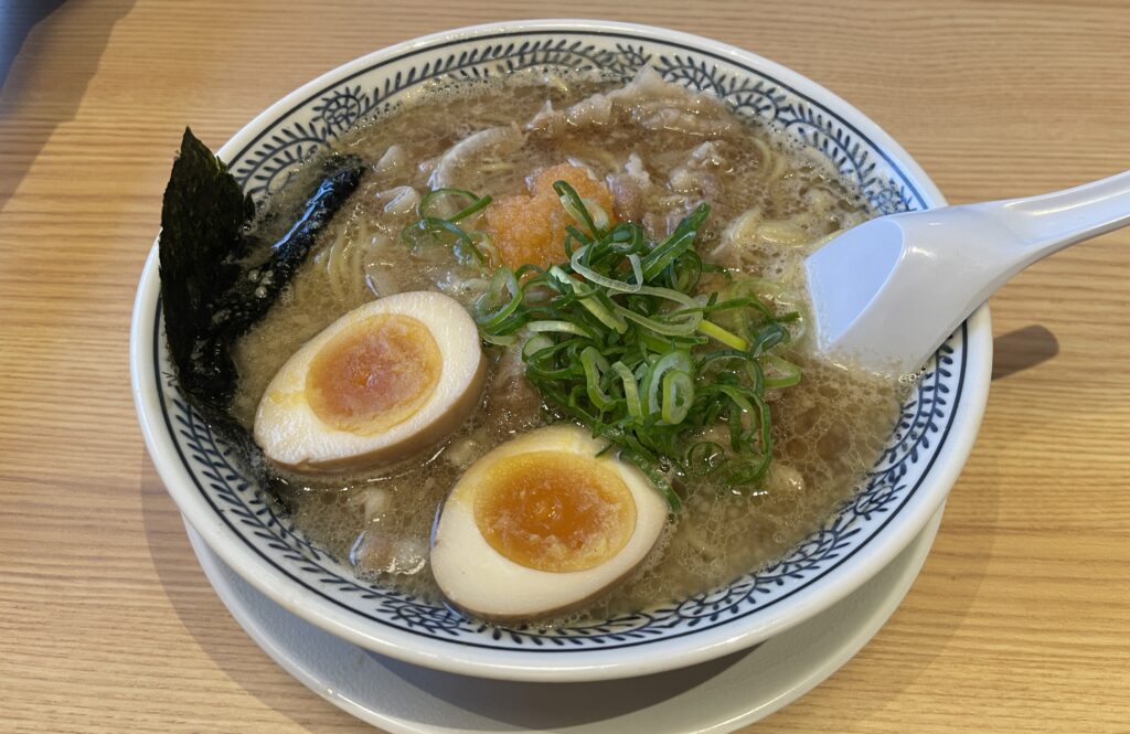 丸源ラーメン味玉肉そば