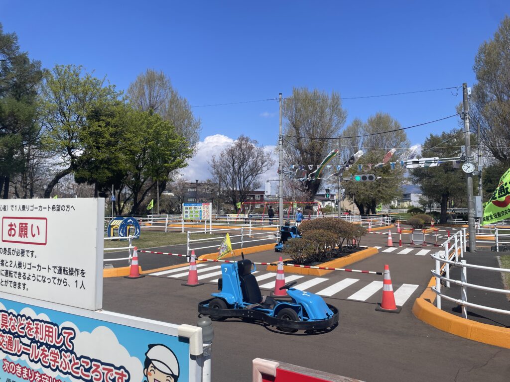 梁川交通公園のゴーカートコースの写真